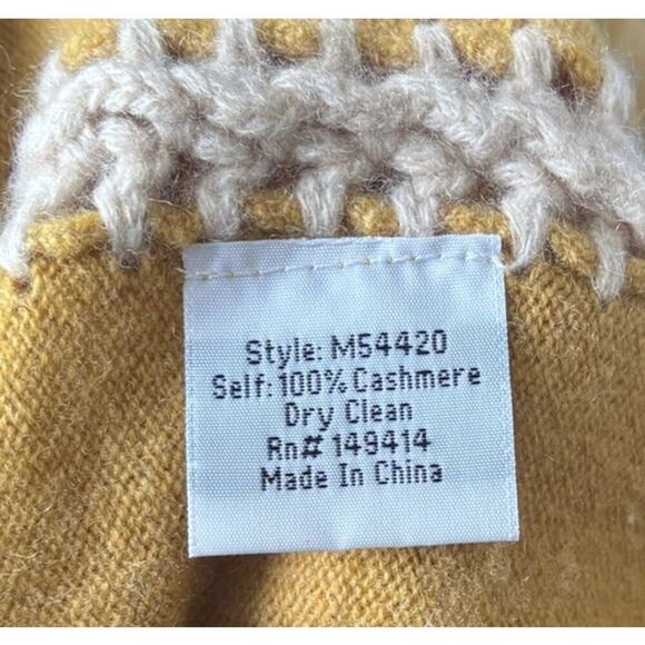 Johnny Was 100% Cashmere Sweater - Picture 6 of 6